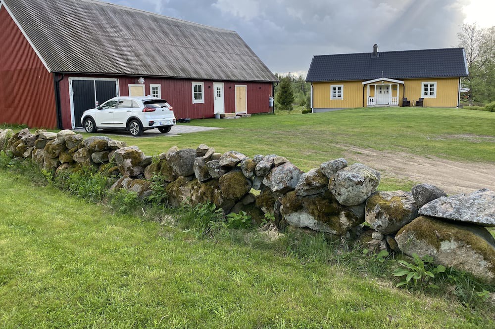 Photo of Others in Fegen