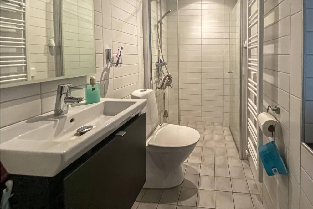 Photo of Bathroom in Orby