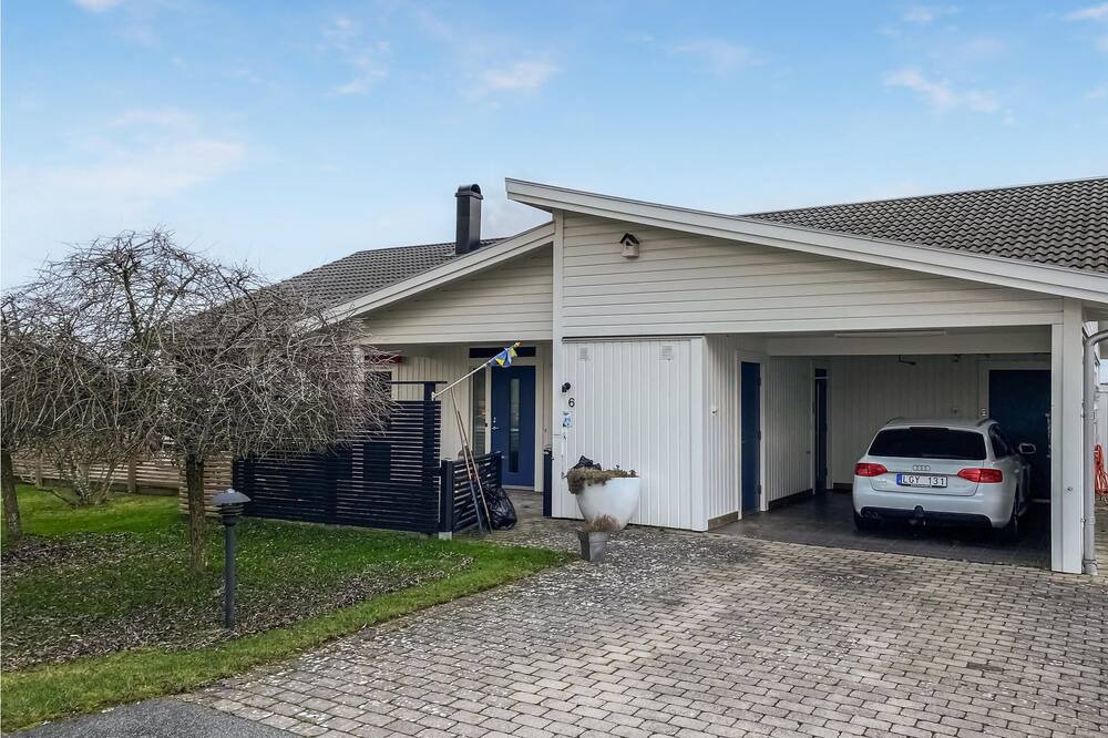 Photo of Outdoor in Orby