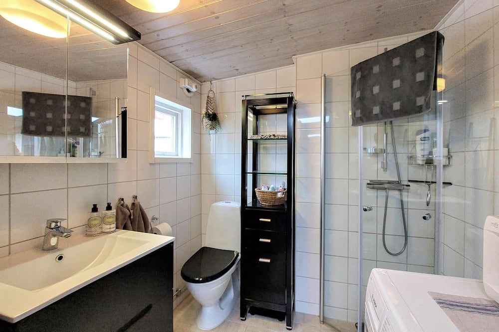 Photo of Bathroom in Norr