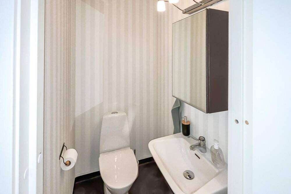Photo of Bathroom in Brakne-Hoby