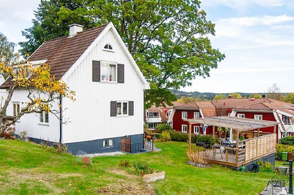Photo of Outdoor in Orby