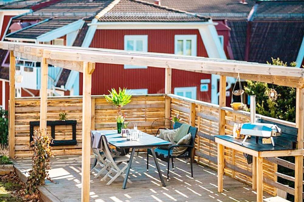 Photo of Outdoor in Orby