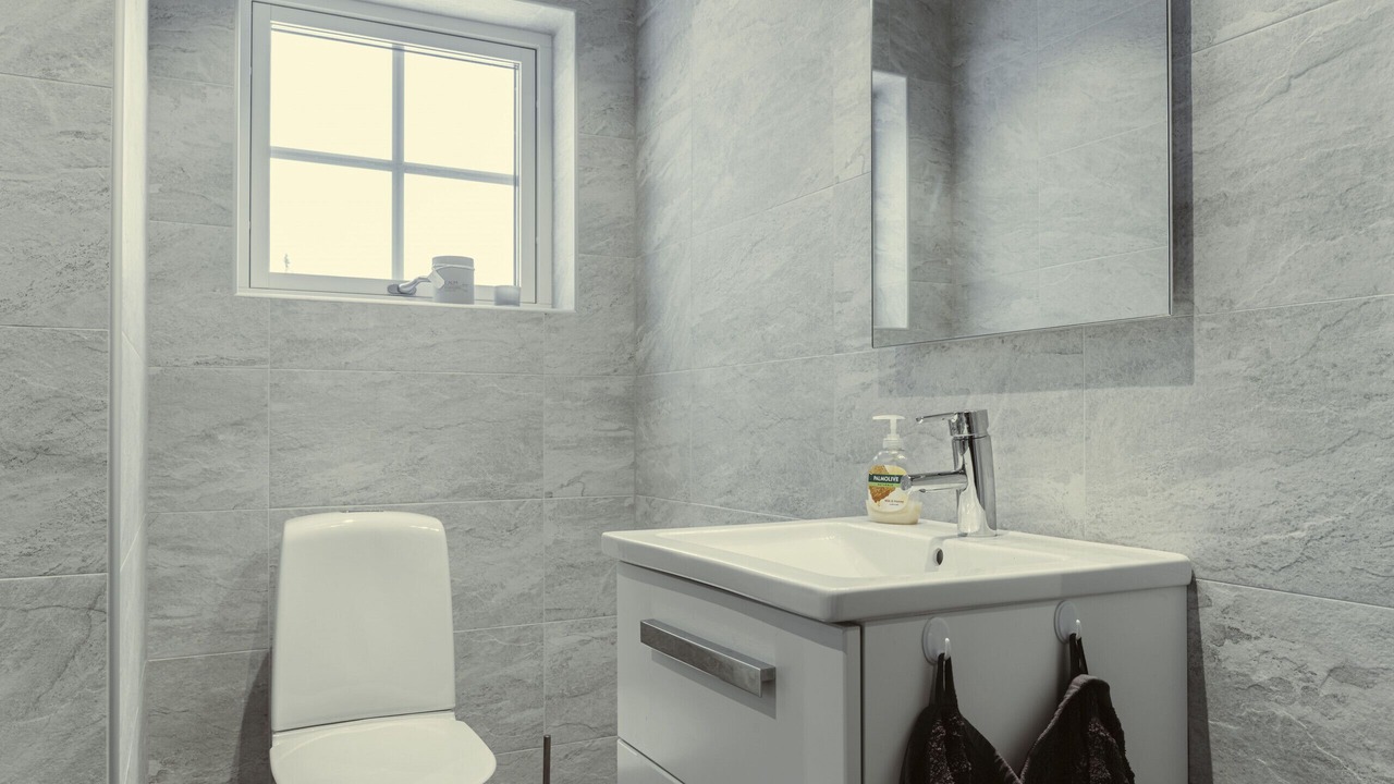 Photo of Bathroom in Undersaker