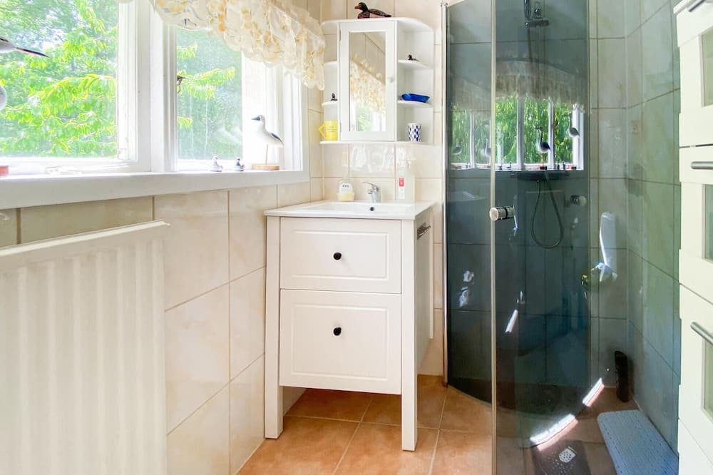 Photo of Bathroom in Torestorp