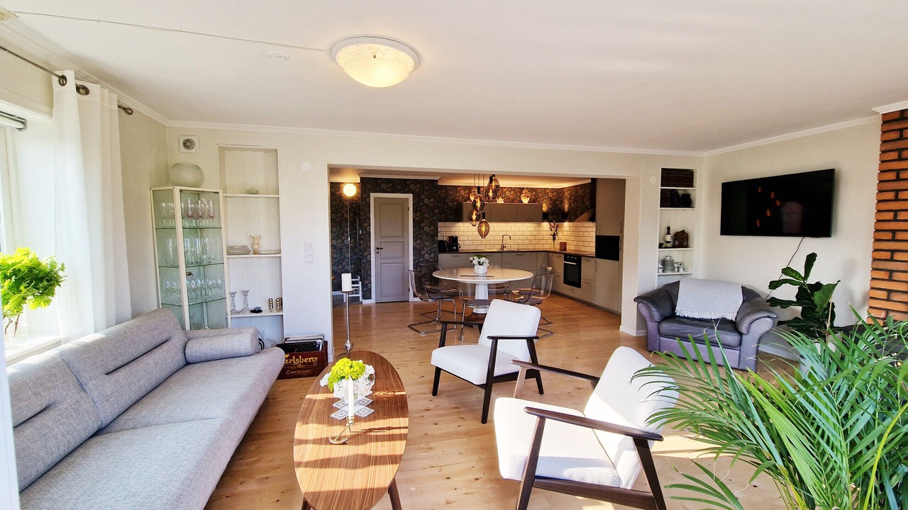 Photo of Livingroom in Hono