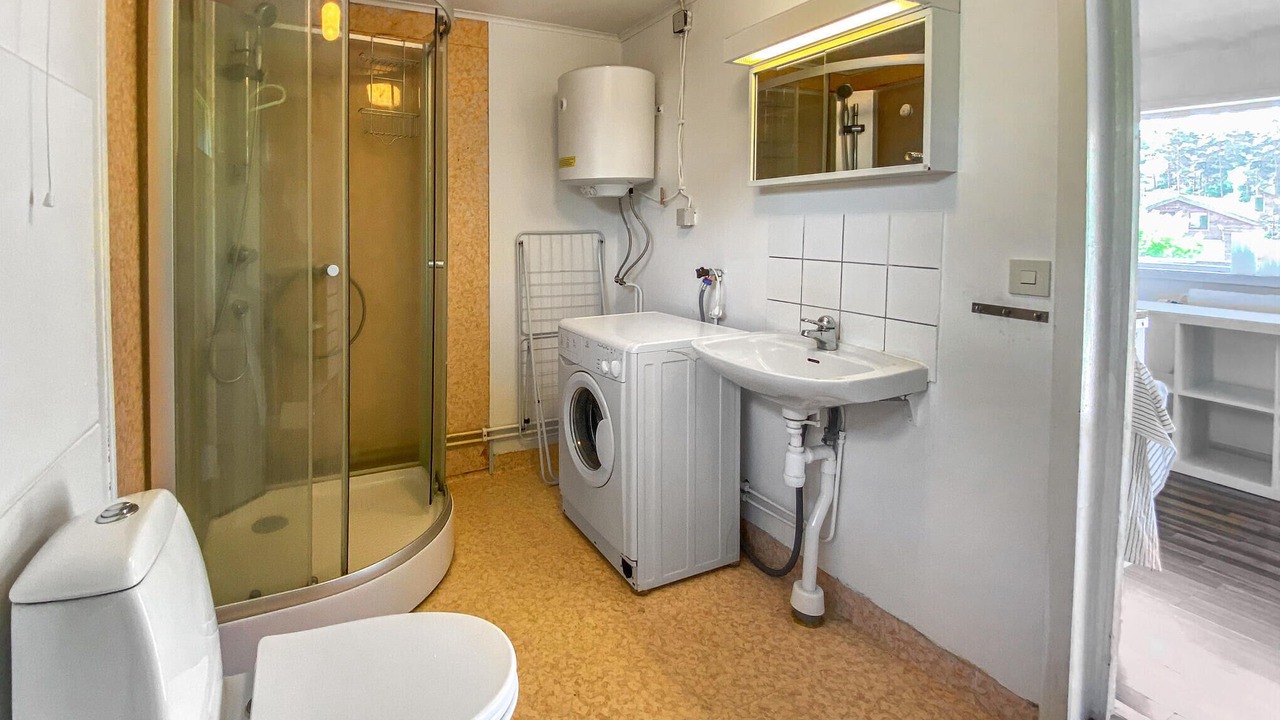 Photo of Bathroom in Hindas