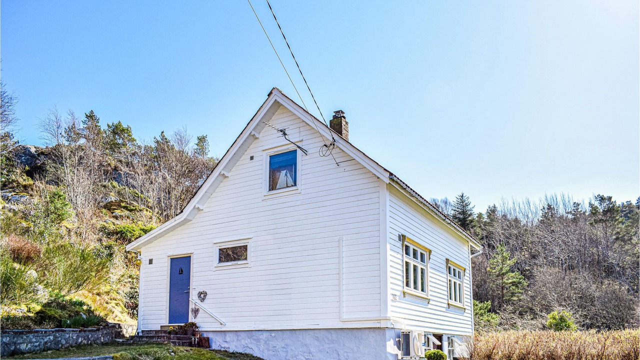 Photo of Outdoor in Lykling
