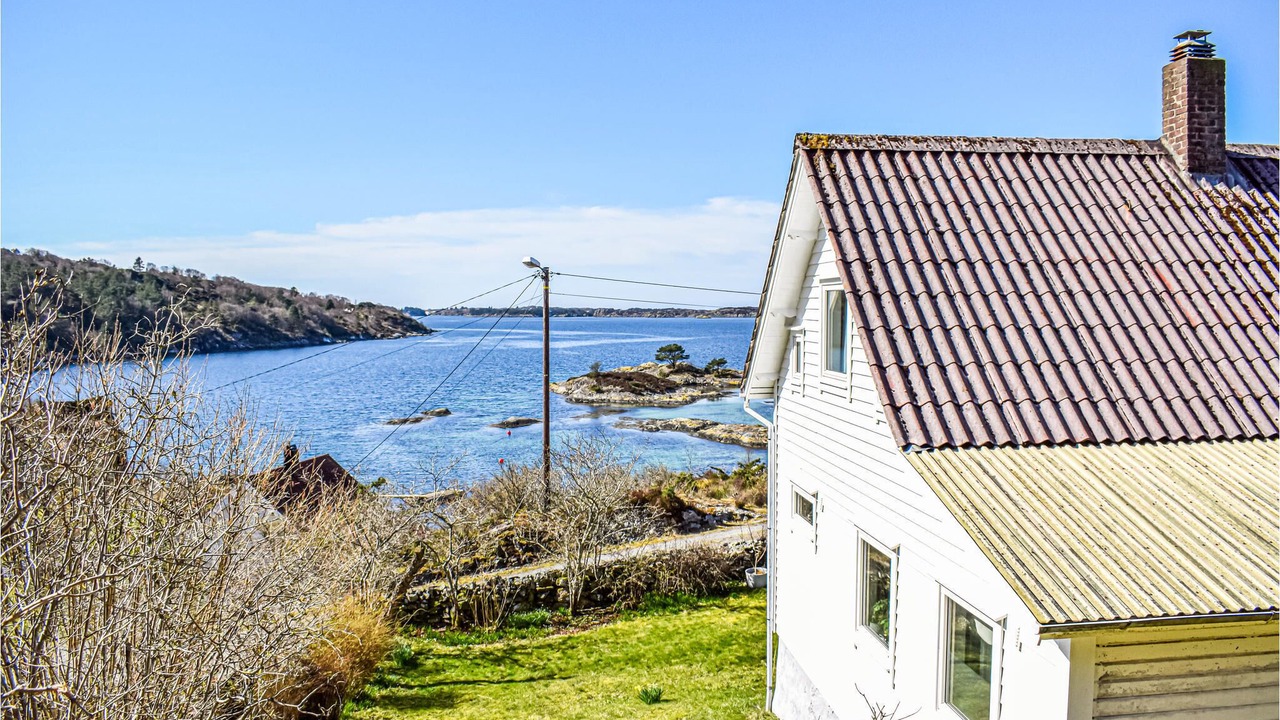 Photo of Outdoor in Lykling