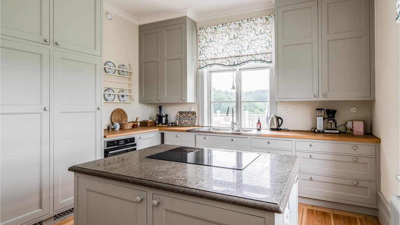 Photo of Kitchen in Holo