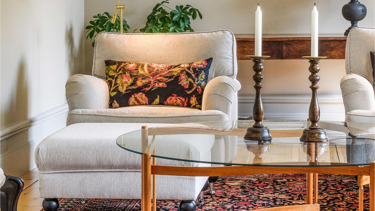 Photo of Livingroom in Holo