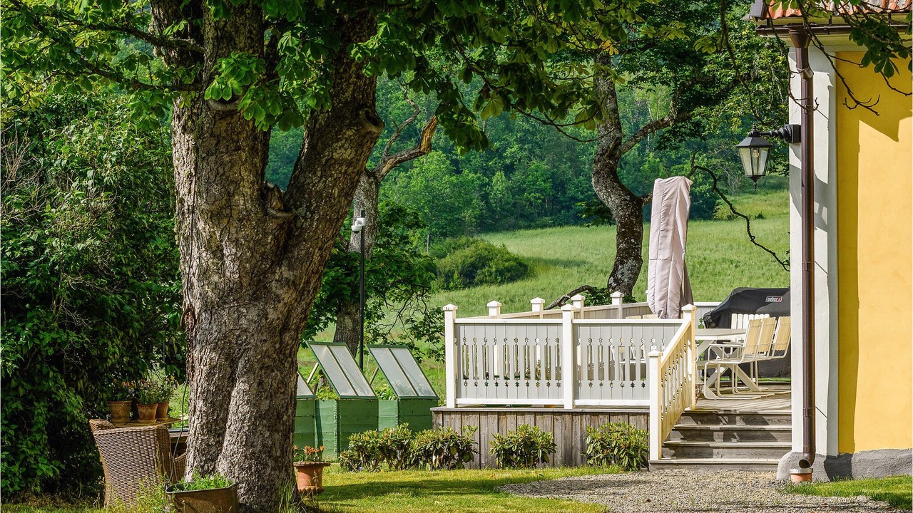 Photo of Outdoor in Holo