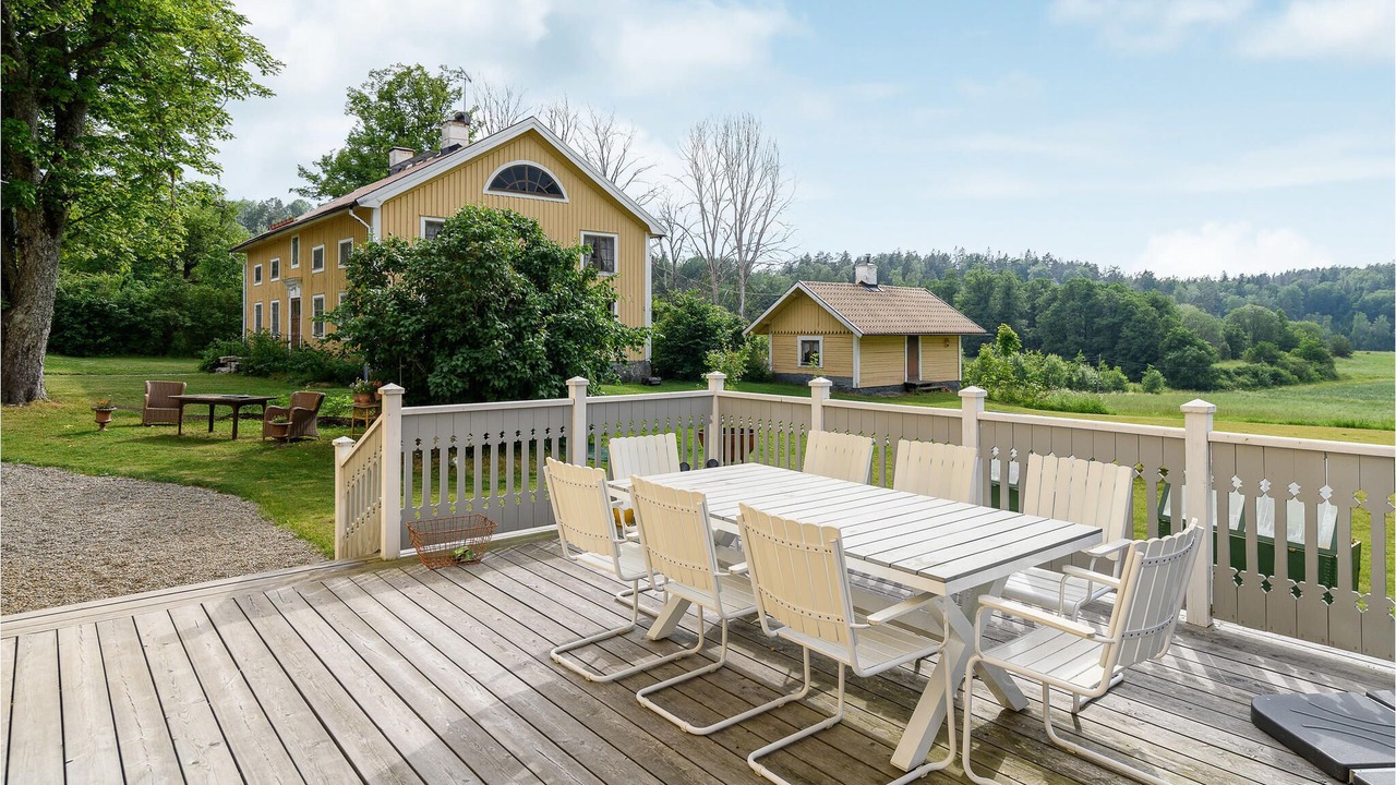 Photo of Outdoor in Holo
