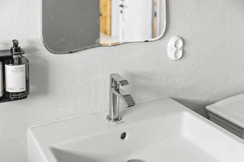 Photo of Bathroom in Glemminge