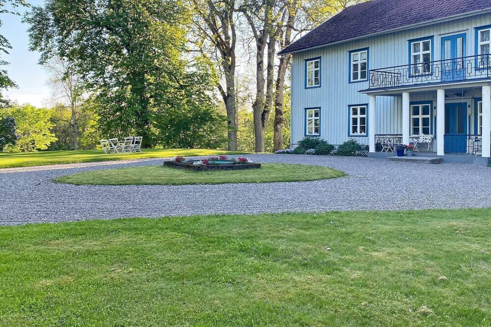 Photo of Outdoor in Ljung