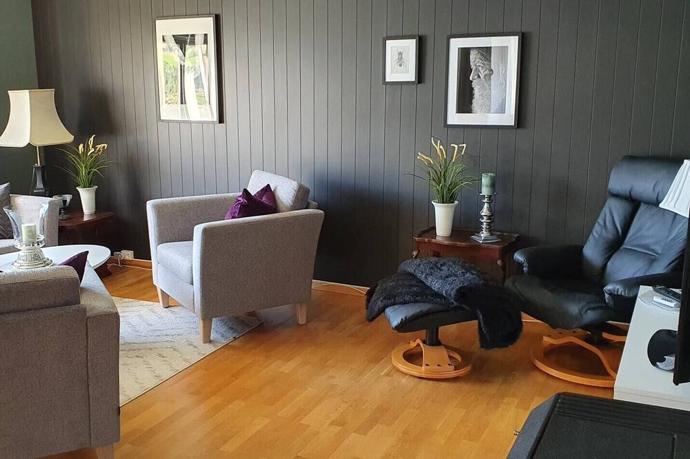 Photo of Livingroom in Amla
