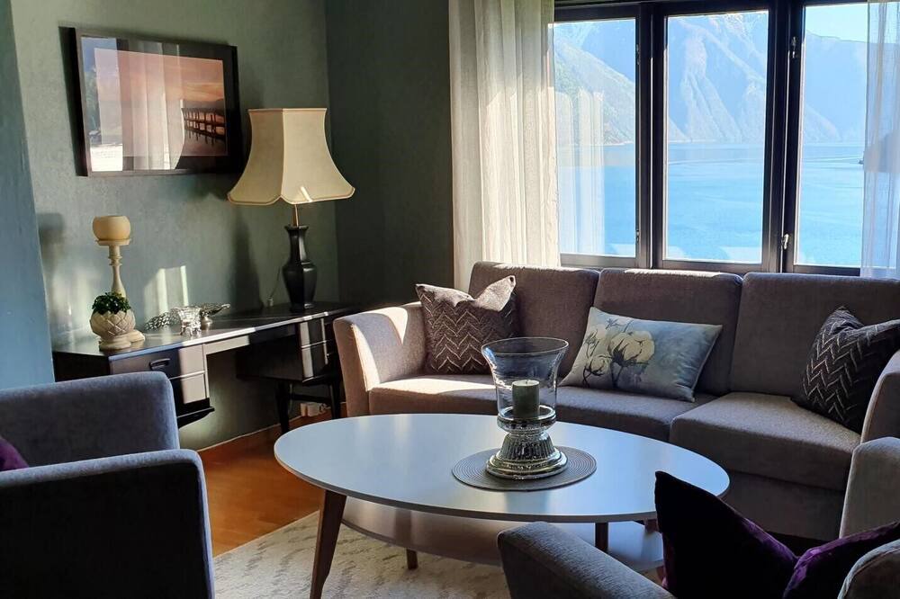 Photo of Livingroom in Amla