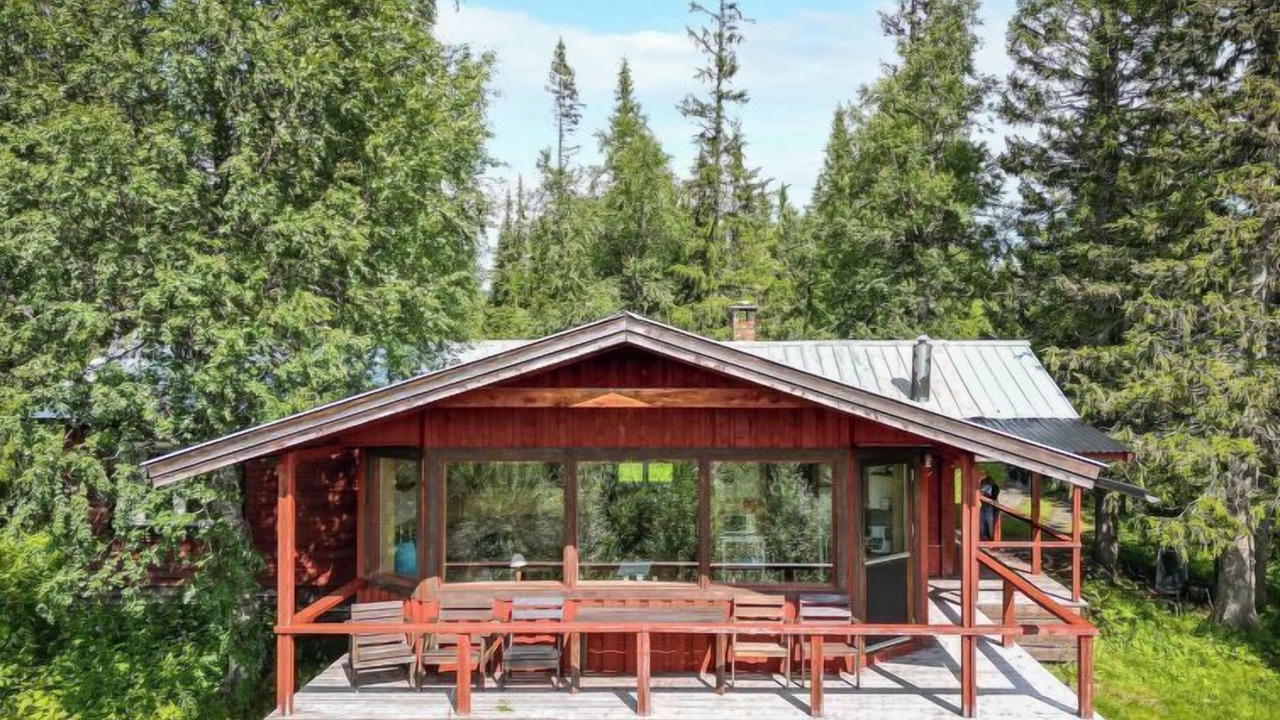 Photo of Outdoor in Undersaker