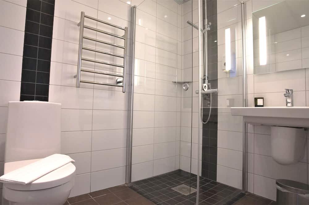 Photo of Bathroom in Save