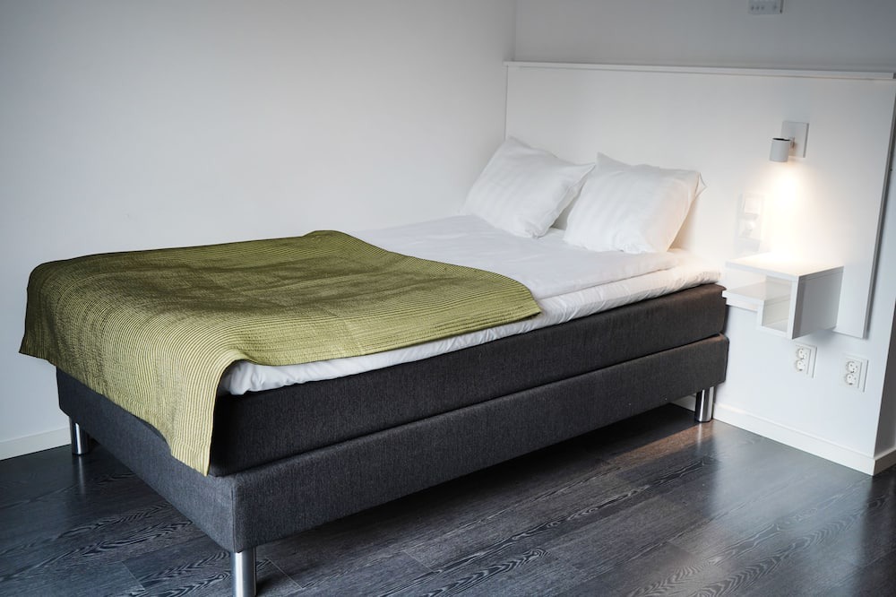 Photo of Bedroom in Save