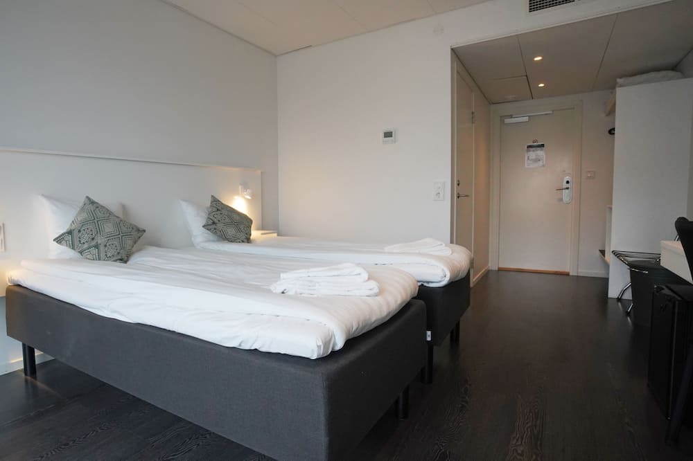 Photo of Bedroom in Save