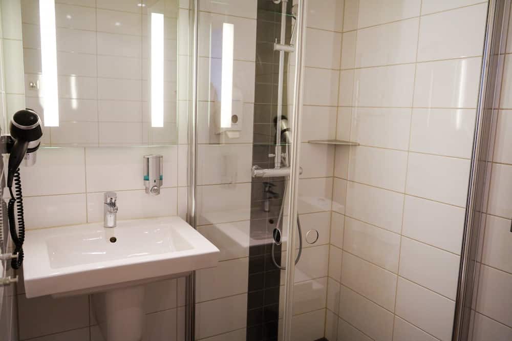 Photo of Bathroom in Save