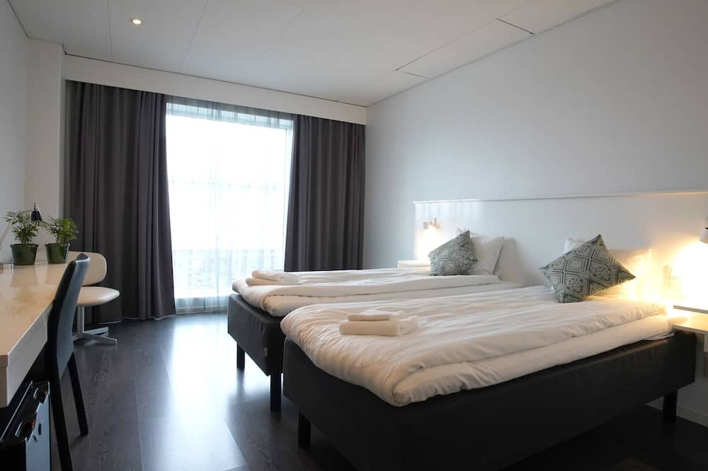 Photo of Bedroom in Save