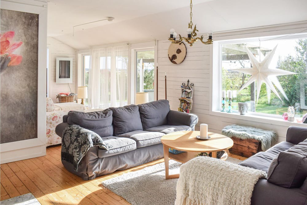 Photo of Bedroom in Morbylanga