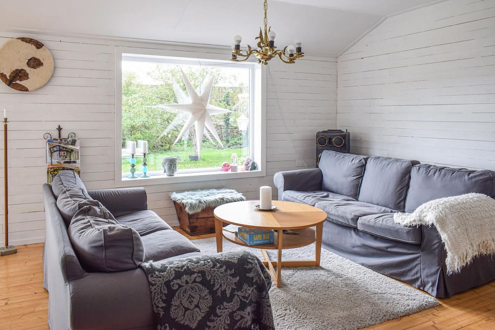 Photo of Bedroom in Morbylanga