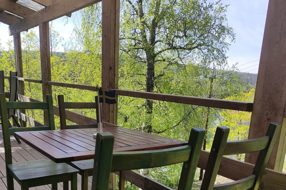 Photo of Patio Balcony in Ullanger