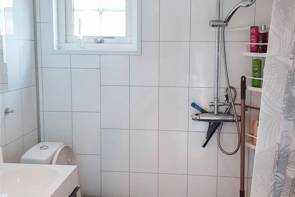 Photo of Bathroom in Slite