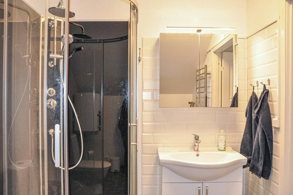 Photo of Bathroom in Svarta