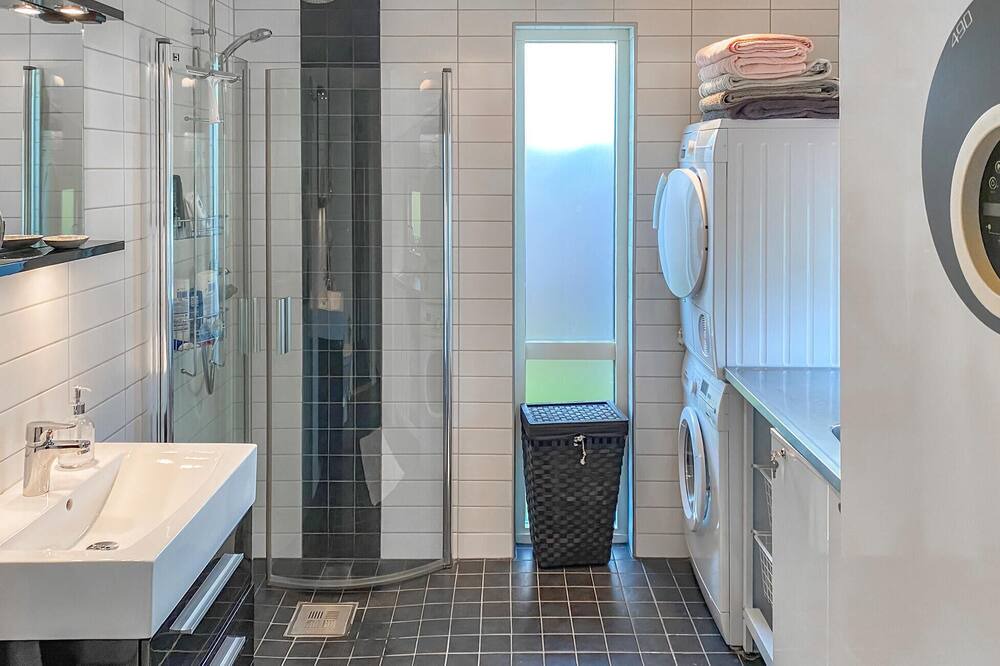Photo of Bathroom in Askloster