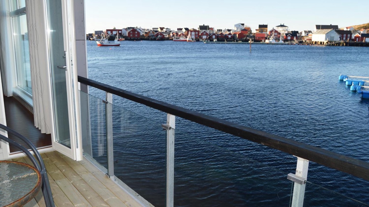 Photo of Patio Balcony in Bogoyvaer