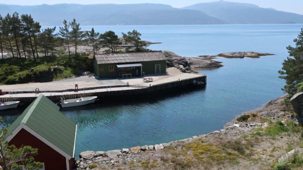 Photo of Others in Hyllestad