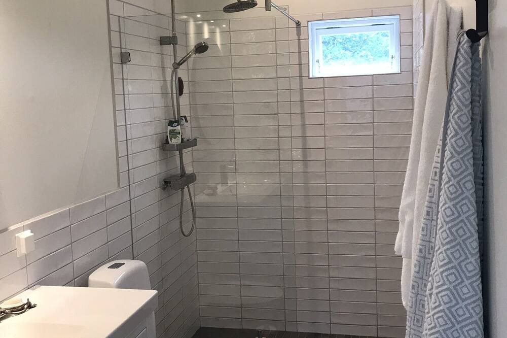 Photo of Bathroom in Moja