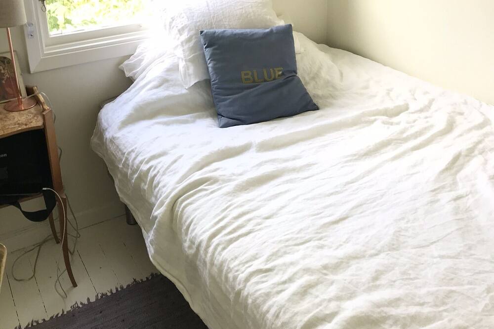 Photo of Bedroom in Moja
