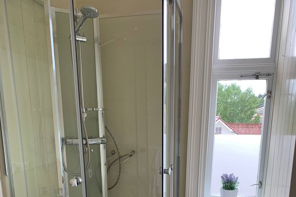 Photo of Bathroom in Bomlo