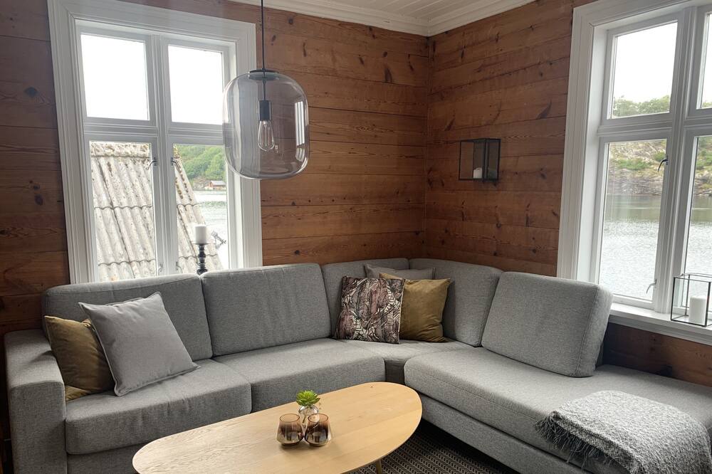 Photo of Livingroom in Bomlo