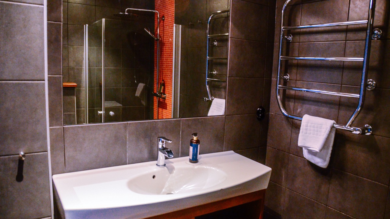Photo of Bathroom in Salen