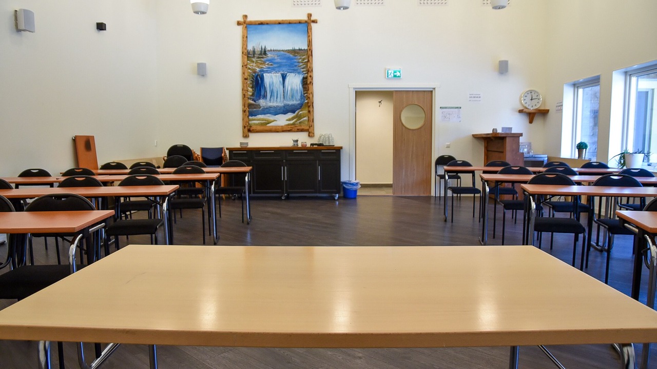 Photo of Others in Follinge