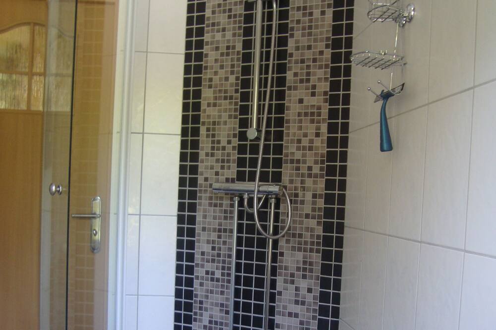 Photo of Bathroom in Flen
