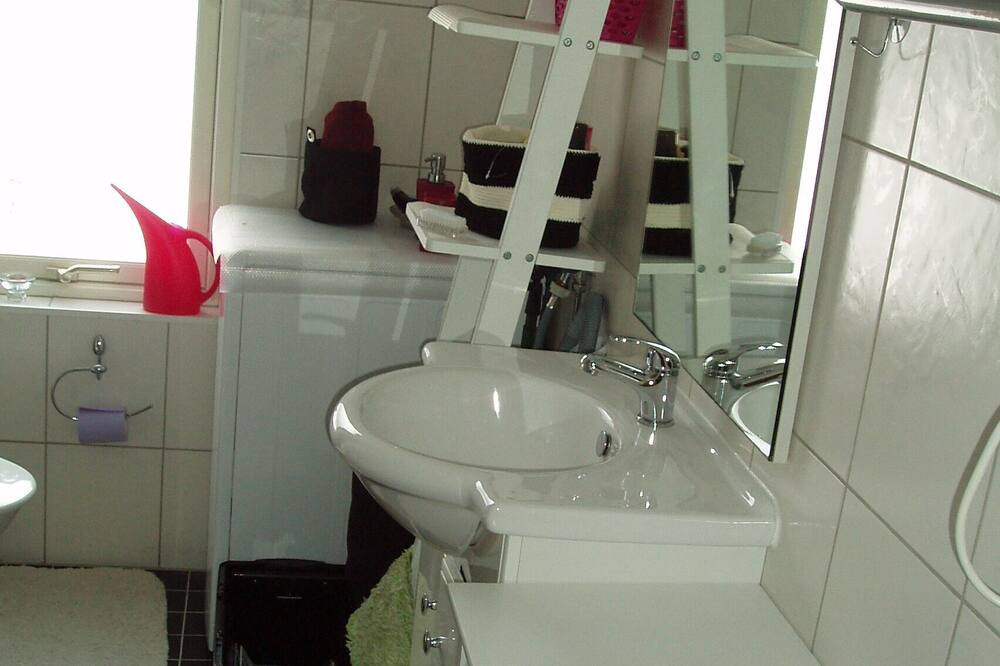 Photo of Bathroom in Flen