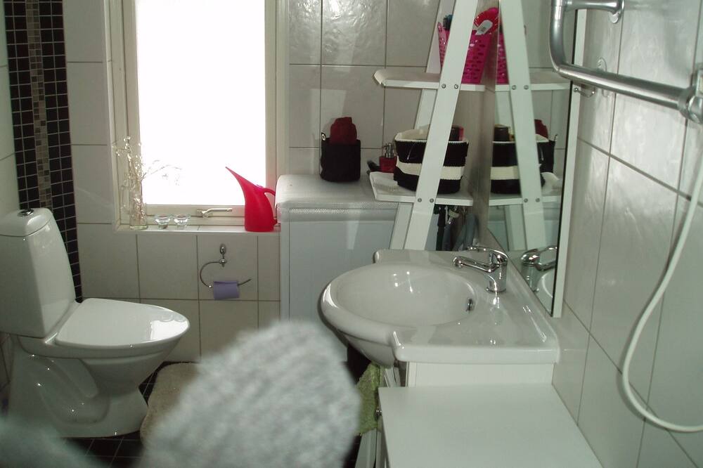 Photo of Bathroom in Flen