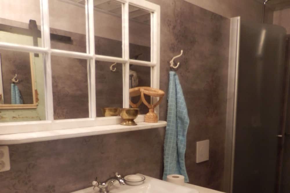 Photo of Bathroom in Koping