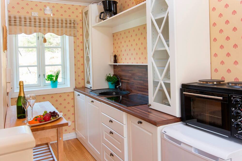Photo of Kitchen in Faervik