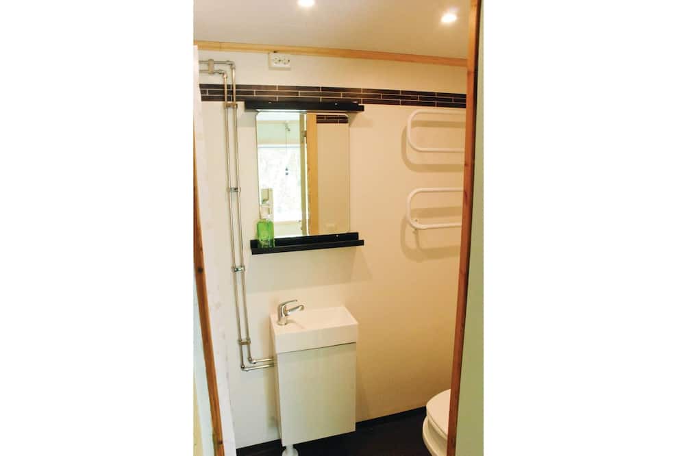 Photo of Bathroom in Aby