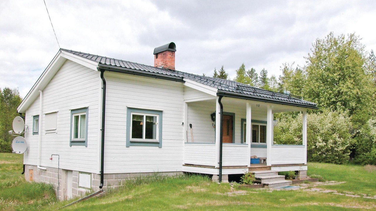 Photo of Buildings in Holjes