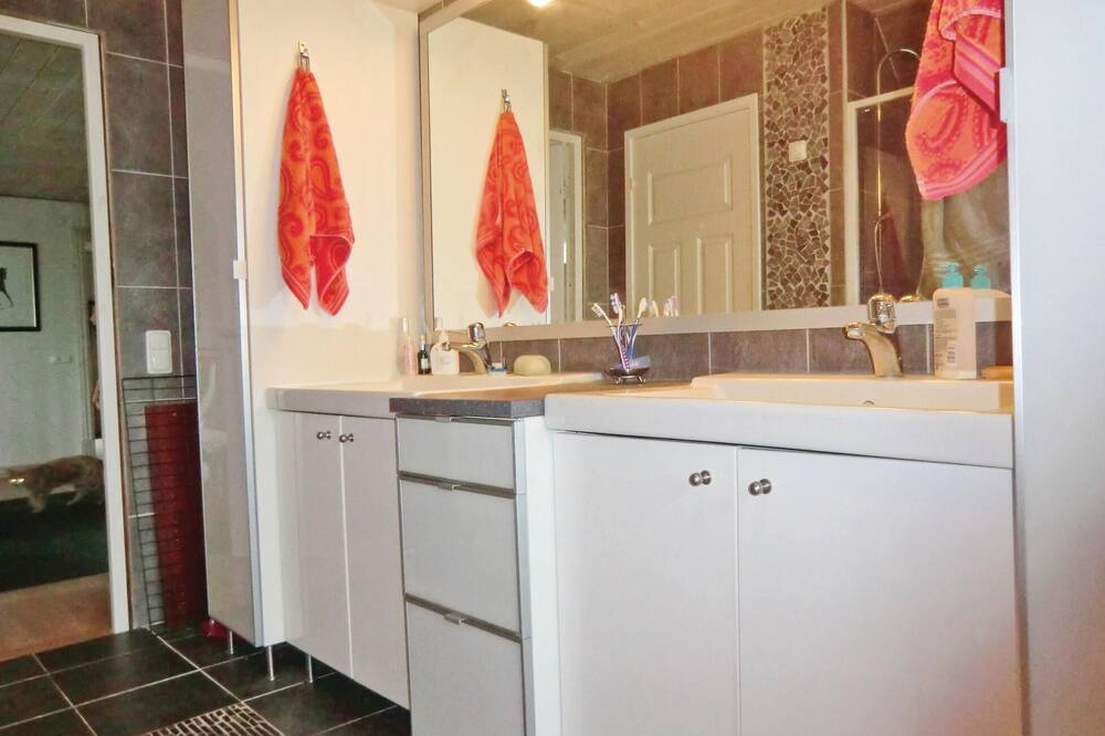 Photo of Bathroom in Storlinge