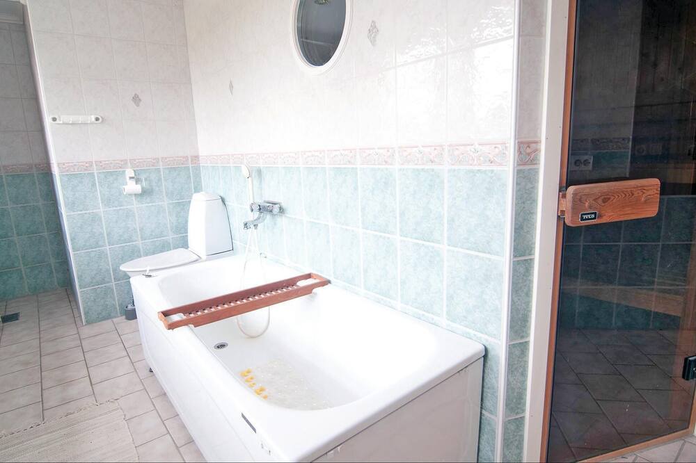 Photo of Bathroom in Tofta
